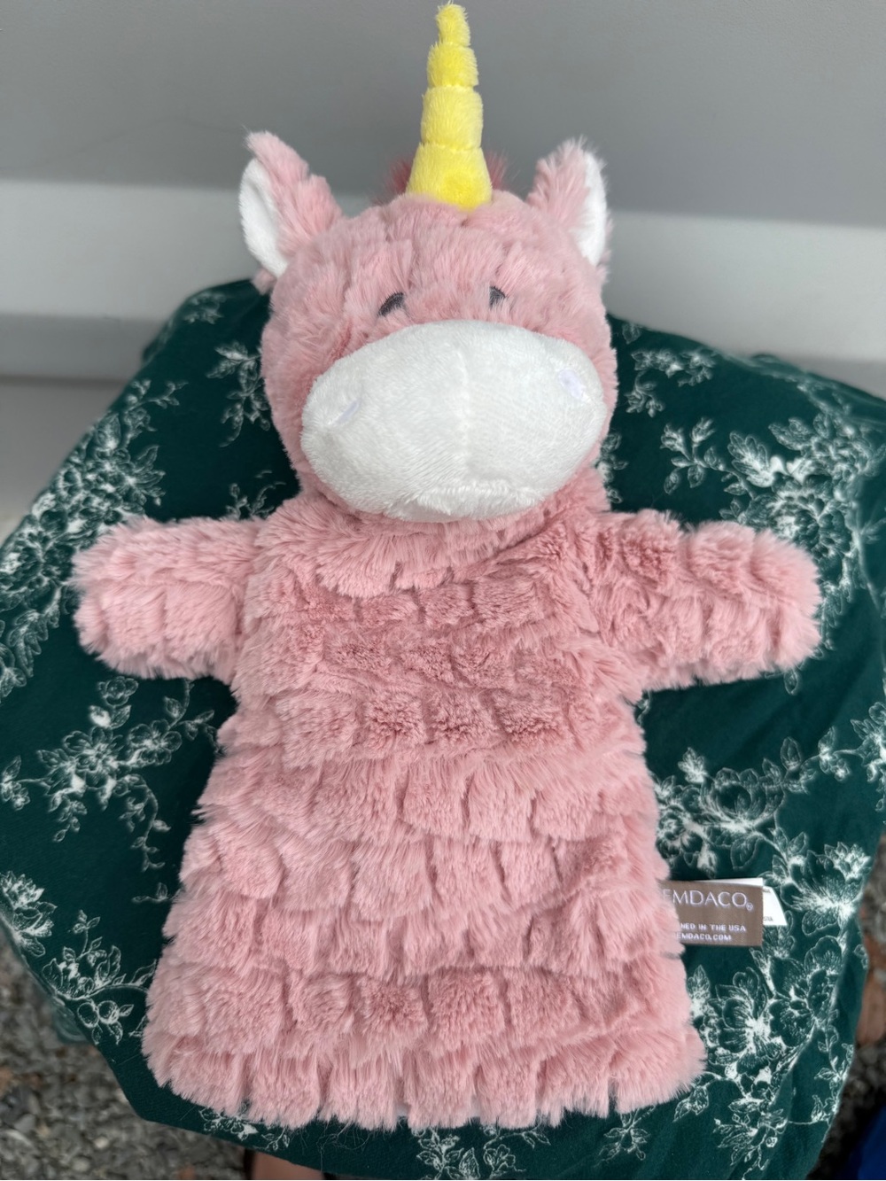 Plush Pink Unicorn Hand Puppet with Yellow Horn DEMDACO made in USA 2015